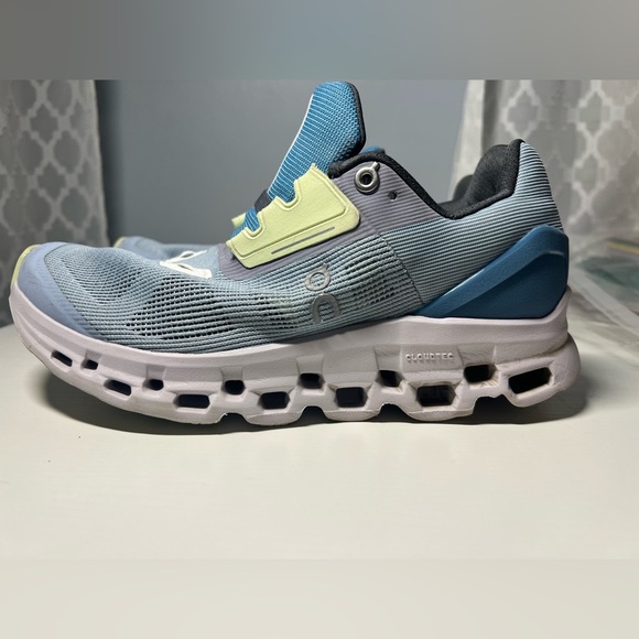 On Cloud Cloudstratus - Picture 6 of 11